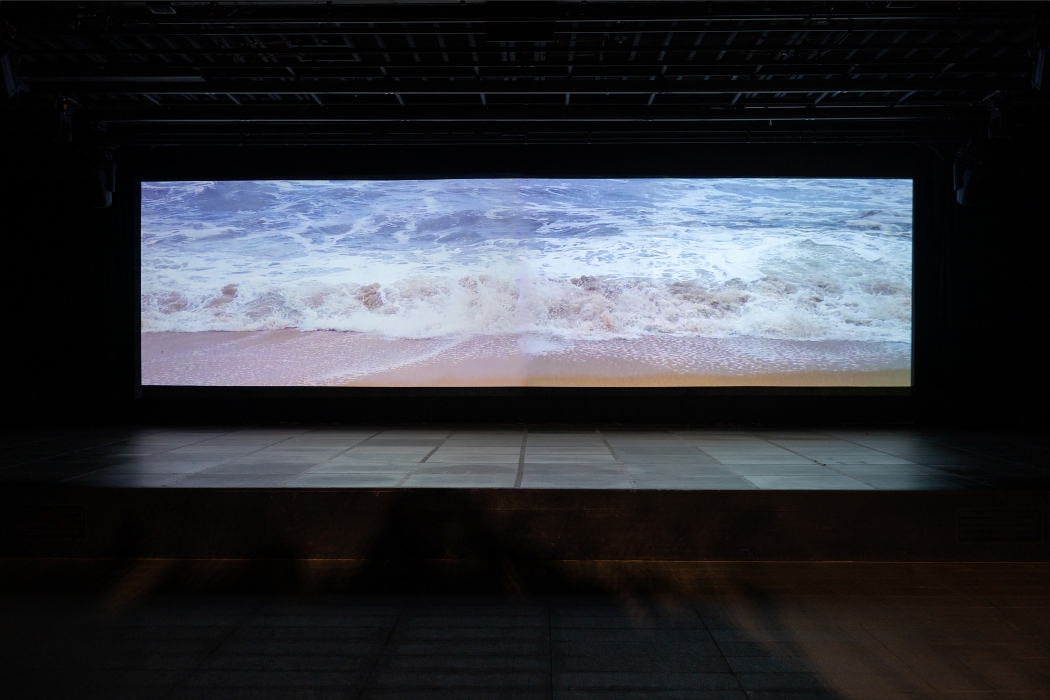 O(log n)||O(2^n): 해변가로부터 먼 바다까지(From the Beach to the Distant Sea)/ 2024
